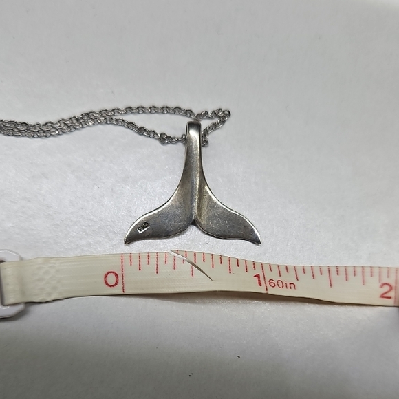 Silver Whale Tail Pendant Necklace - Picture 3 of 4